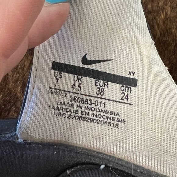 Nike Comfort Footbed Velcro Slides - Picture 6 of 6